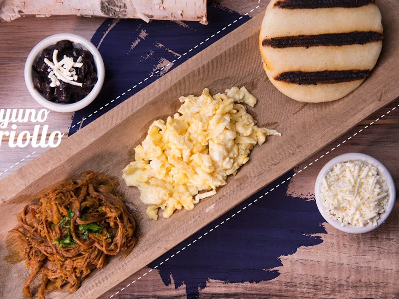 PA´ QUE TIBY HIALEAH food